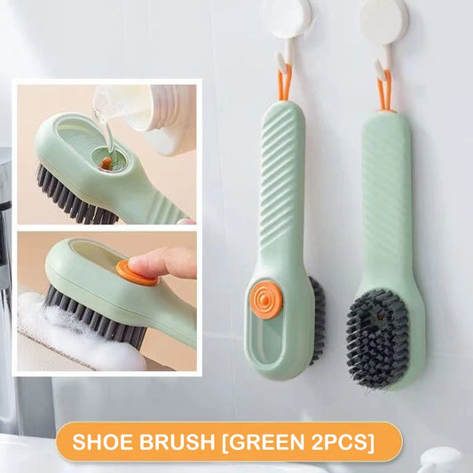 Brosse multifonctionnelle pour chaussures avec distributeur de savon