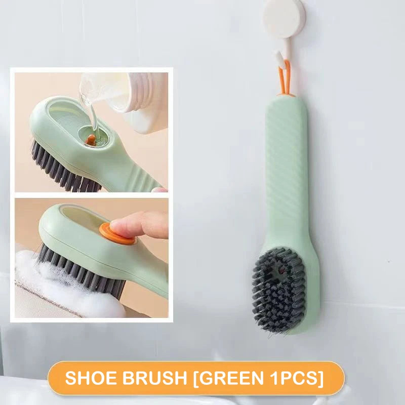 Brosse multifonctionnelle pour chaussures avec distributeur de savon